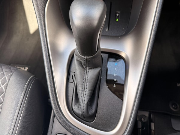 Used Mazda Mazda2 HYBRID 2023 for sale - 76072192: Photo 9