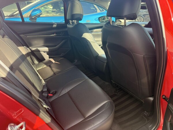 Used Mazda Mazda3 2022 for sale - 76240153: Photo 11