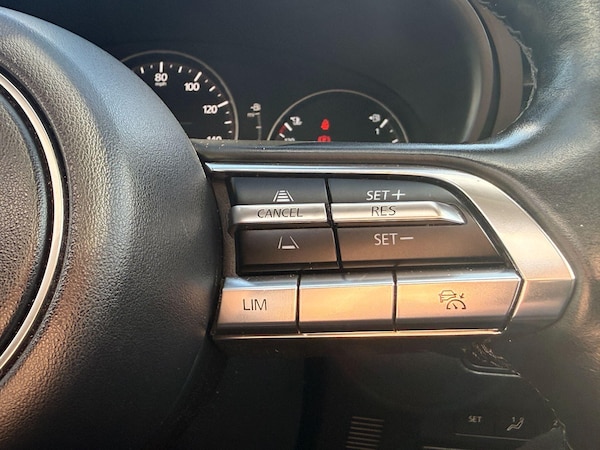 Used Mazda Mazda3 2022 for sale - 76240153: Photo 16