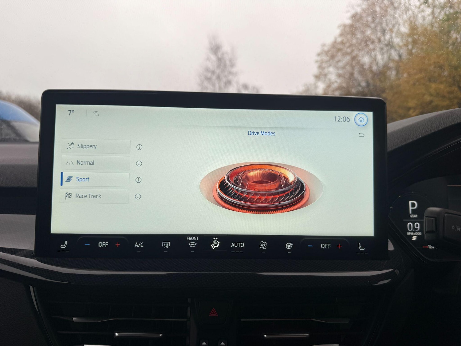 Used Ford Focus 2025 for sale - 76899531: Photo 21