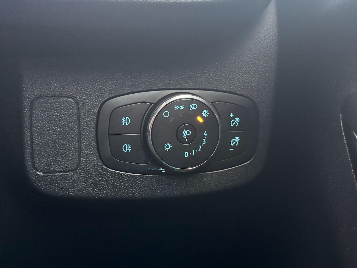 Used Ford Puma 2024 for sale - 77073904: Photo 20