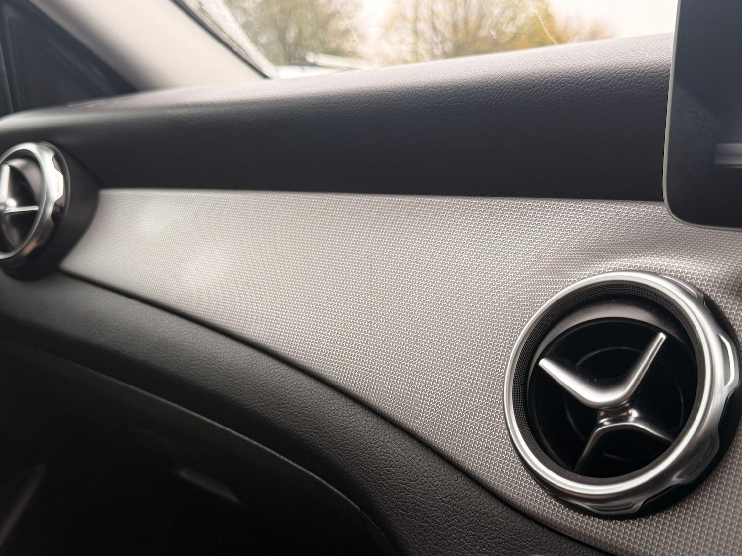 Used Mercedes-Benz GLA 2019 for sale - 76573038: Photo 12