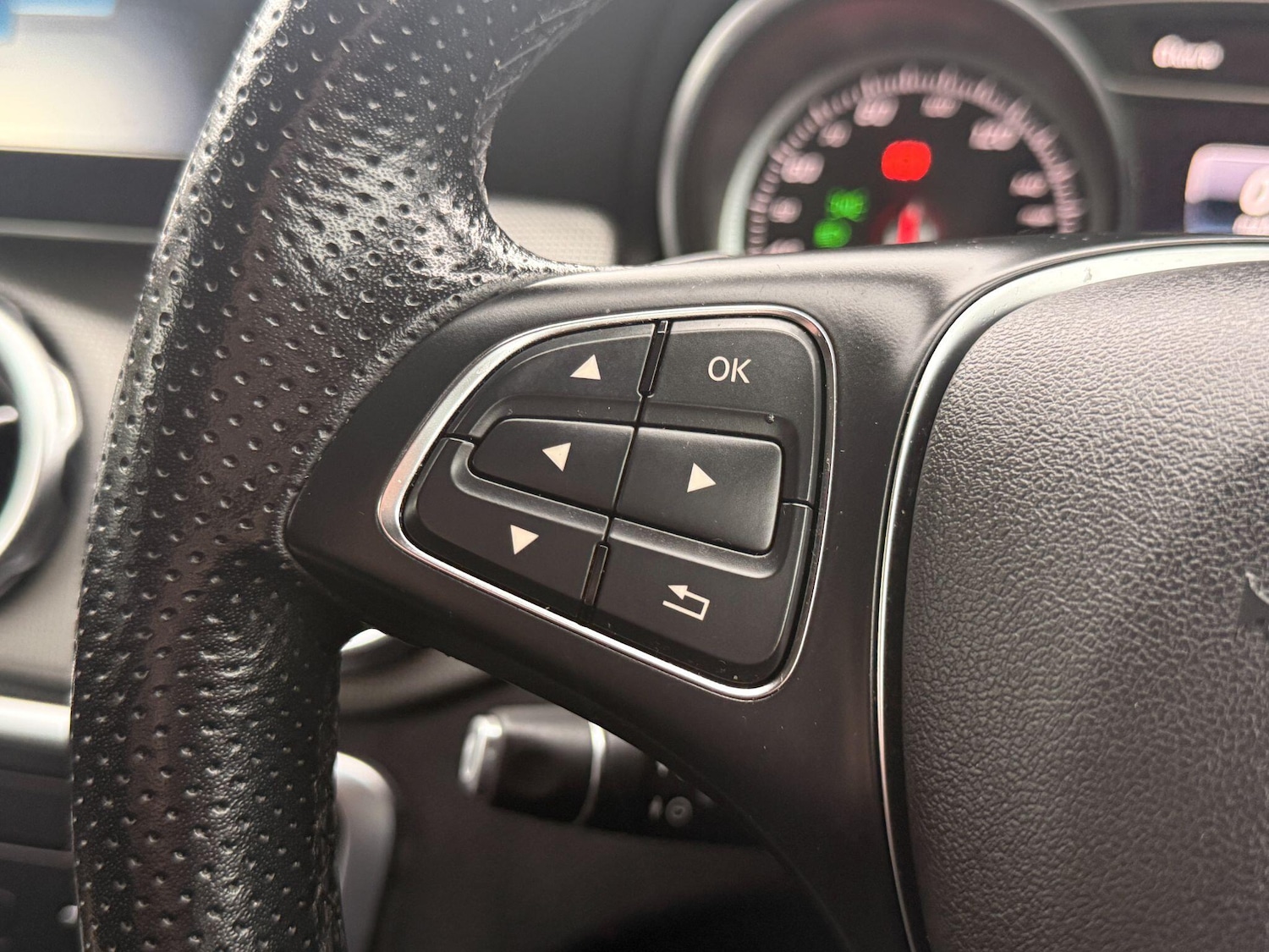 Used Mercedes-Benz GLA 2019 for sale - 76573038: Photo 17