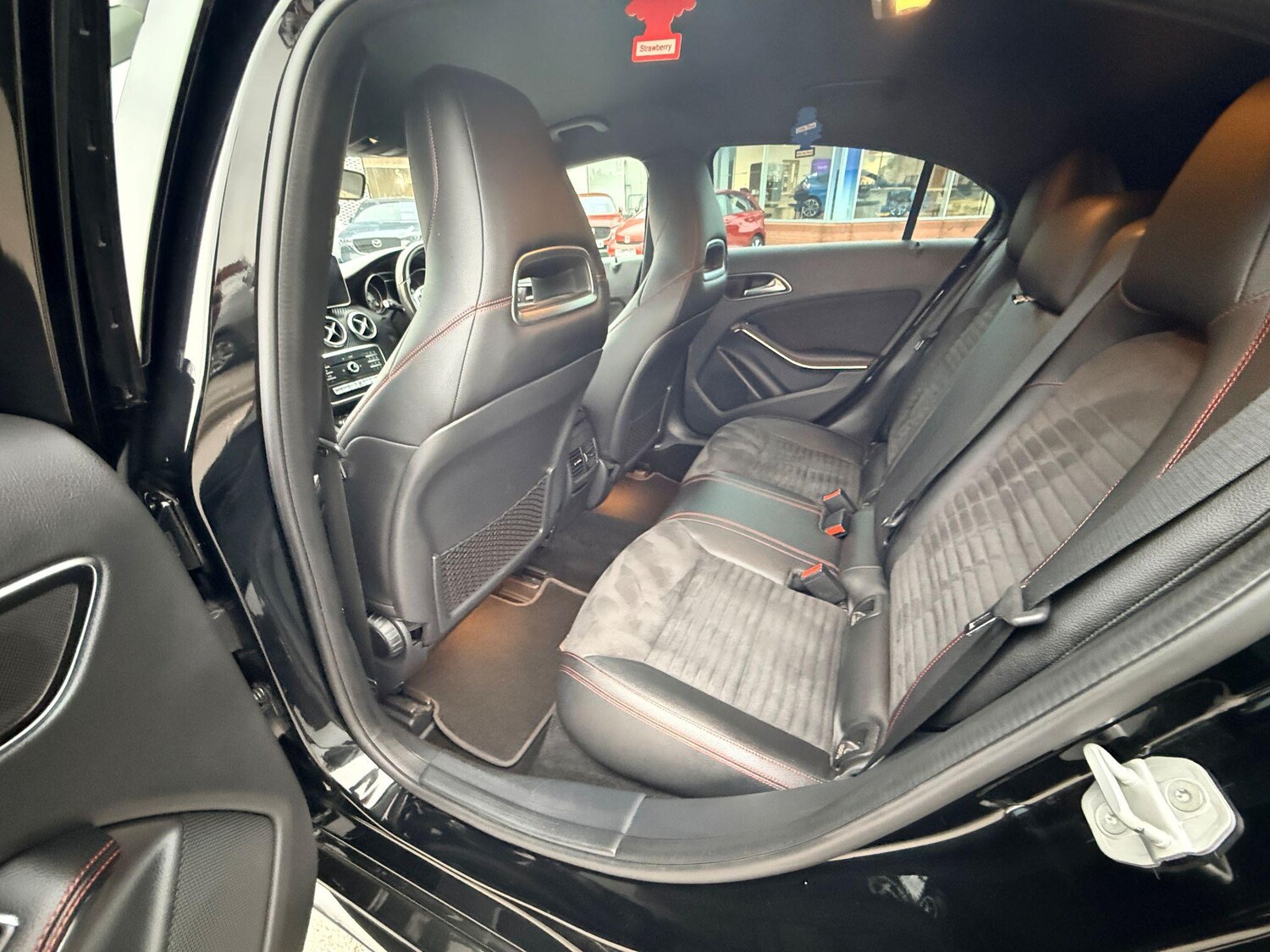 Used Mercedes-Benz A-Class for sale - 77575434: Photo 9