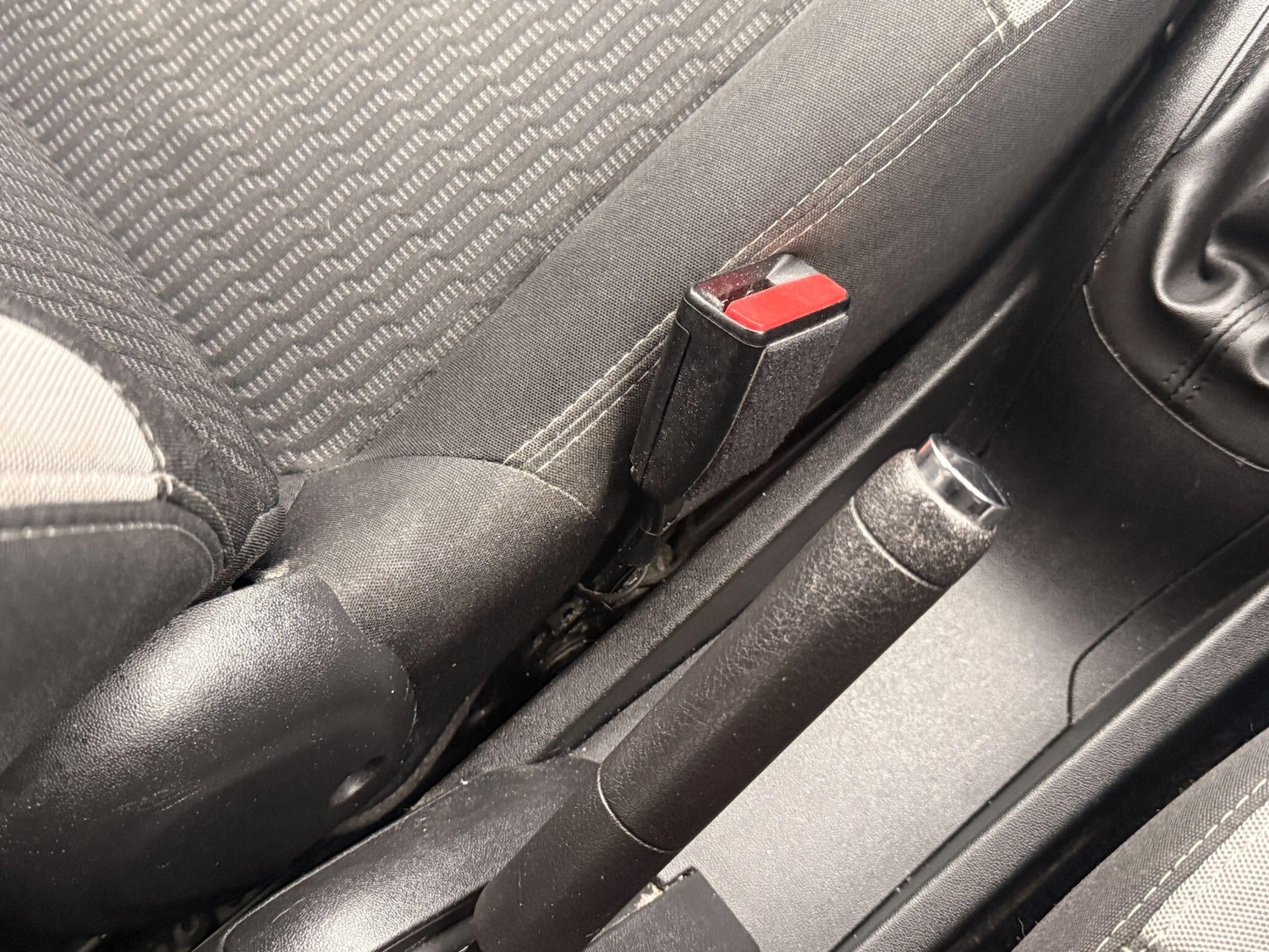 Used Peugeot 208 2015 for sale - 77315205: Photo 11