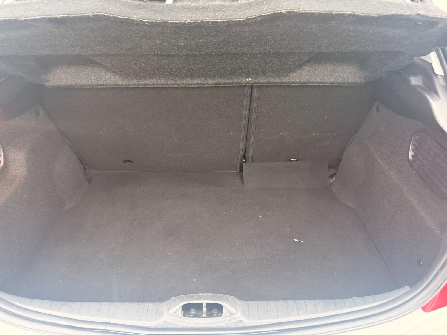 Used Peugeot 208 2015 for sale - 77315205: Photo 26