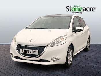 Used Peugeot 208 2015 for sale - 77315205: Photo