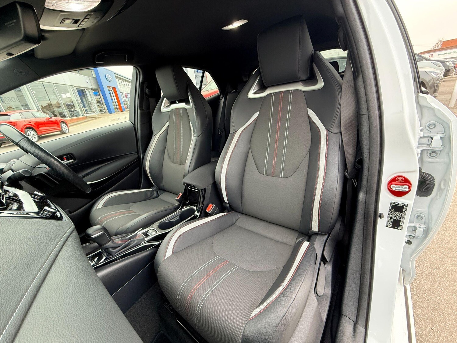 Used Toyota Corolla for sale - 77768761: Photo 24