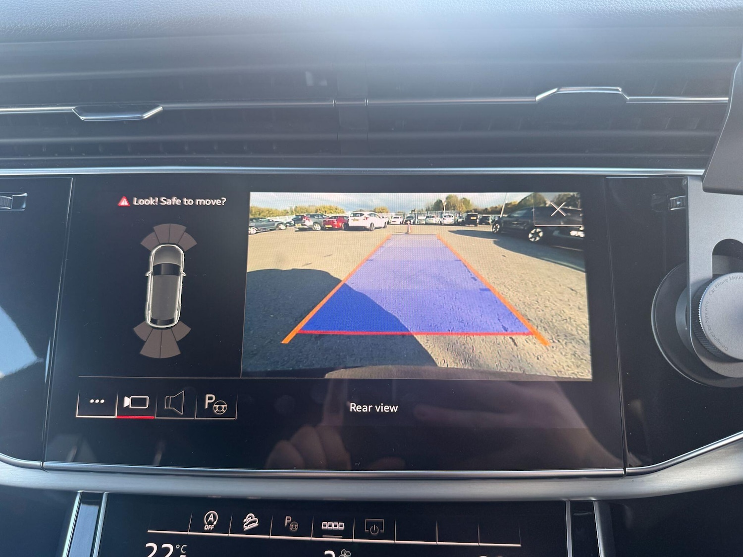 Used Audi Q8 2021 for sale - 76441204: Photo 24