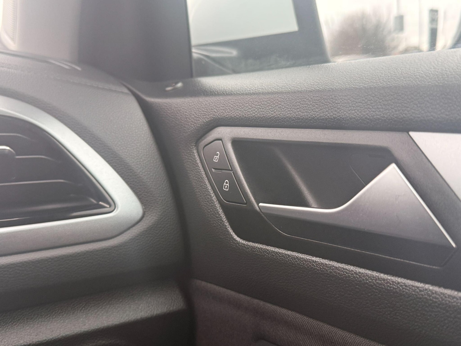 Used Volkswagen T-Roc 2022 for sale - 78072213: Photo 15