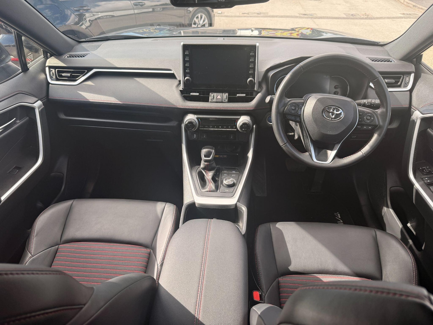 Used Toyota RAV4 2022 for sale - 76002317: Photo 11