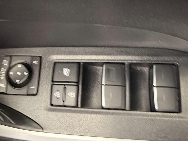 Used Toyota RAV4 2022 for sale - 76002317: Photo 21