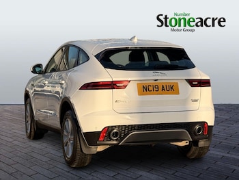 Used Jaguar E-Pace 2019 for sale - 77130811: Photo