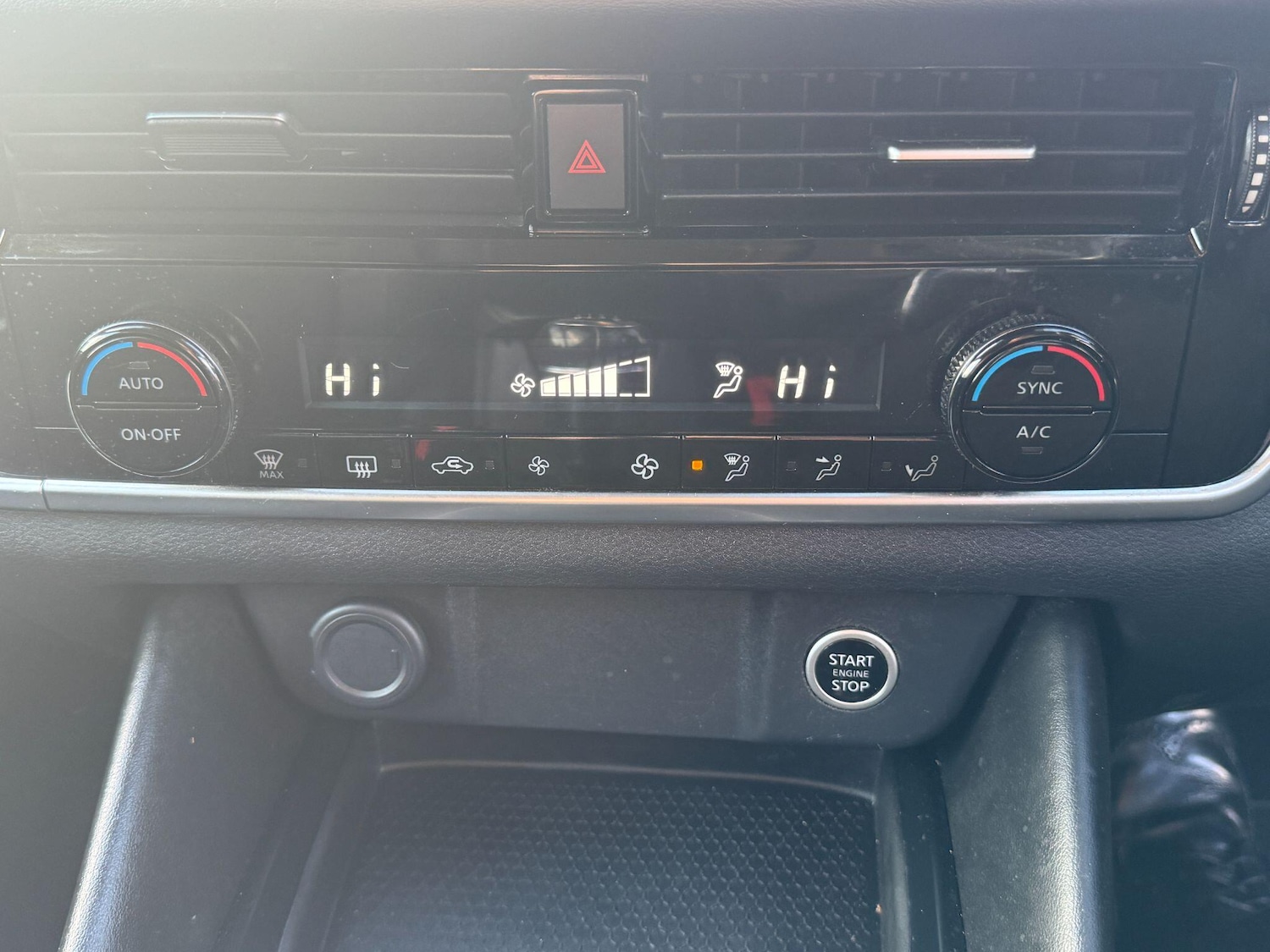 Used Nissan Qashqai for sale - 77190443: Photo 22