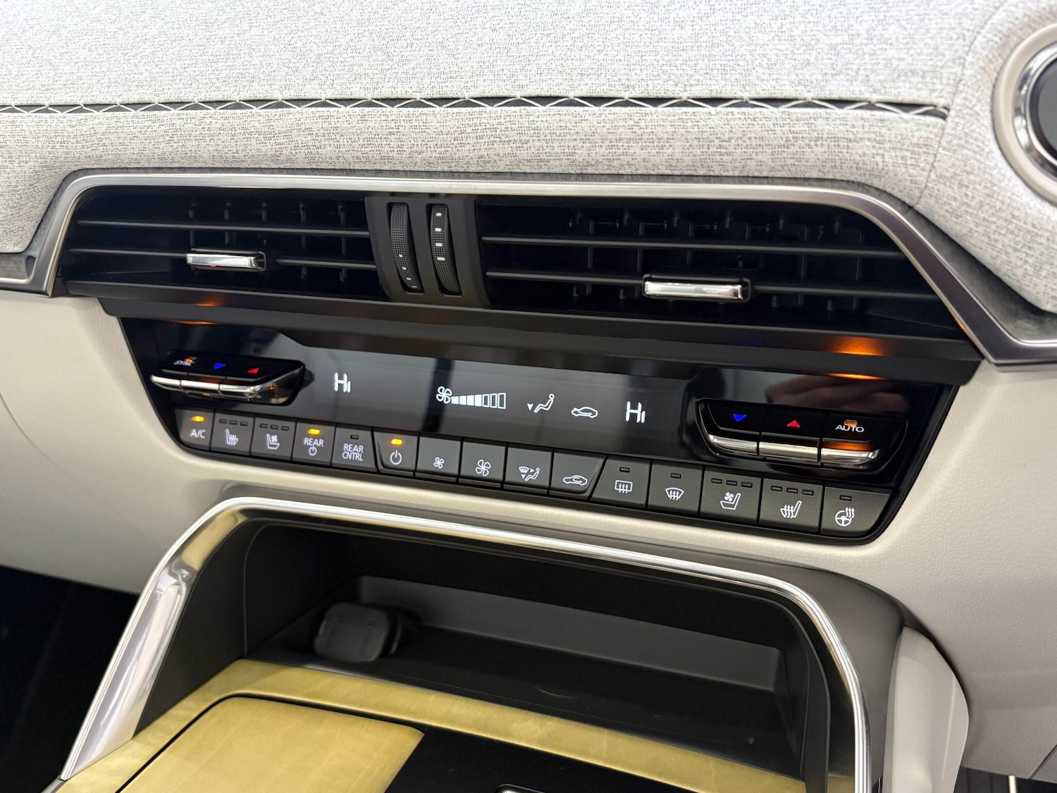 Used Mazda CX-80 2025 for sale - 77067116: Photo 37