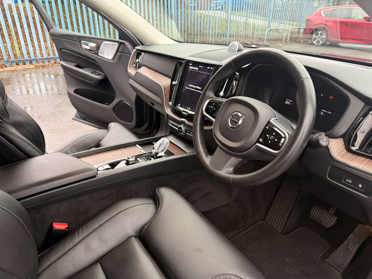 Used Volvo XC60 2023 for sale - 77253882: Photo 10