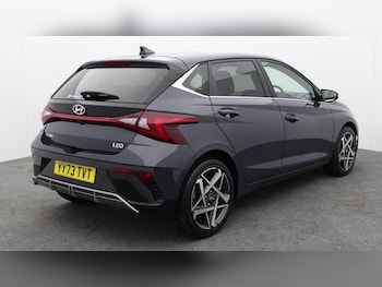 Used Hyundai i20 2023 for sale - 77117509: Photo