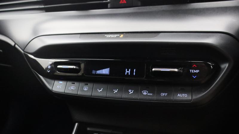 Used Hyundai i20 2023 for sale - 77117473: Photo 13