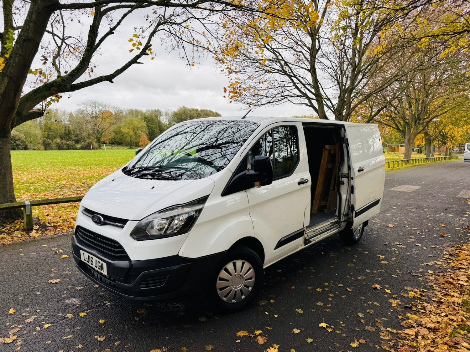 Used Ford Transit Custom 2016 for sale - 76488440: Photo 2