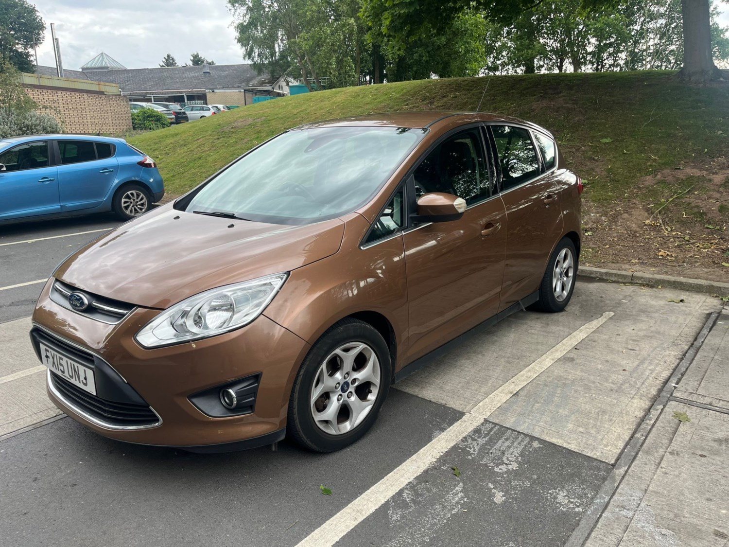 Ford C-Max 2015 (15) - 1.6 TDCi Zetec 5dr - Image 2
