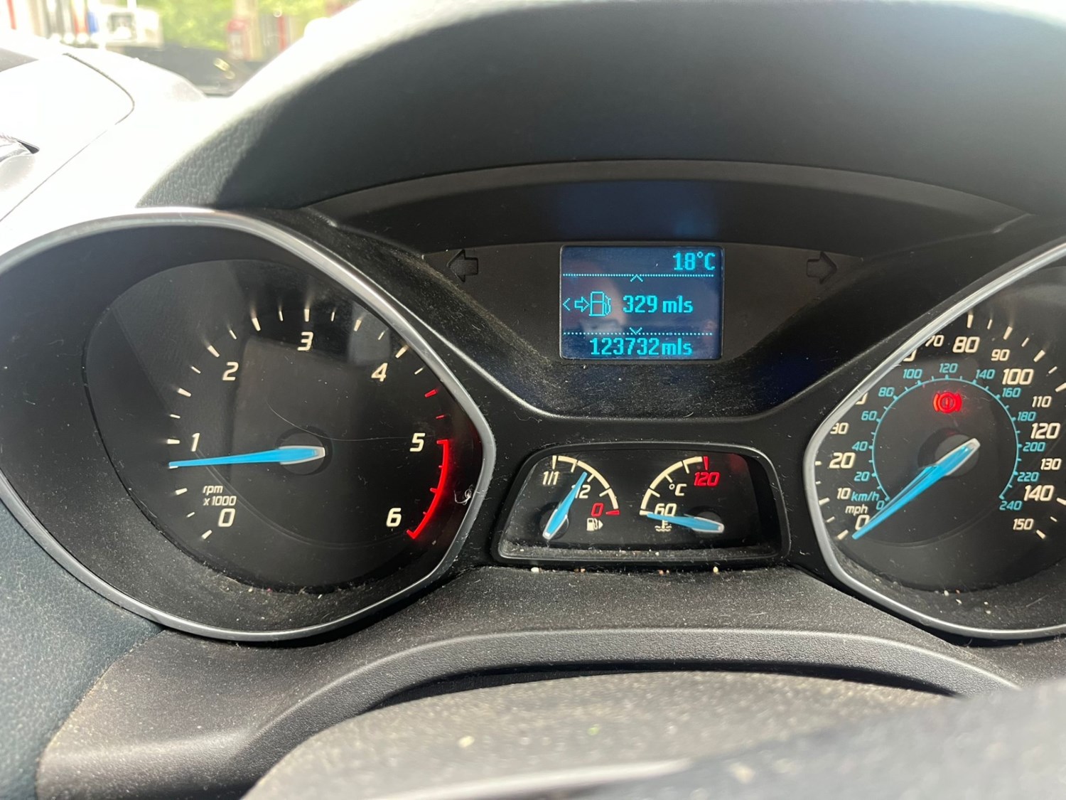 Ford C-Max 2015 (15) - 1.6 TDCi Zetec 5dr - Image 9