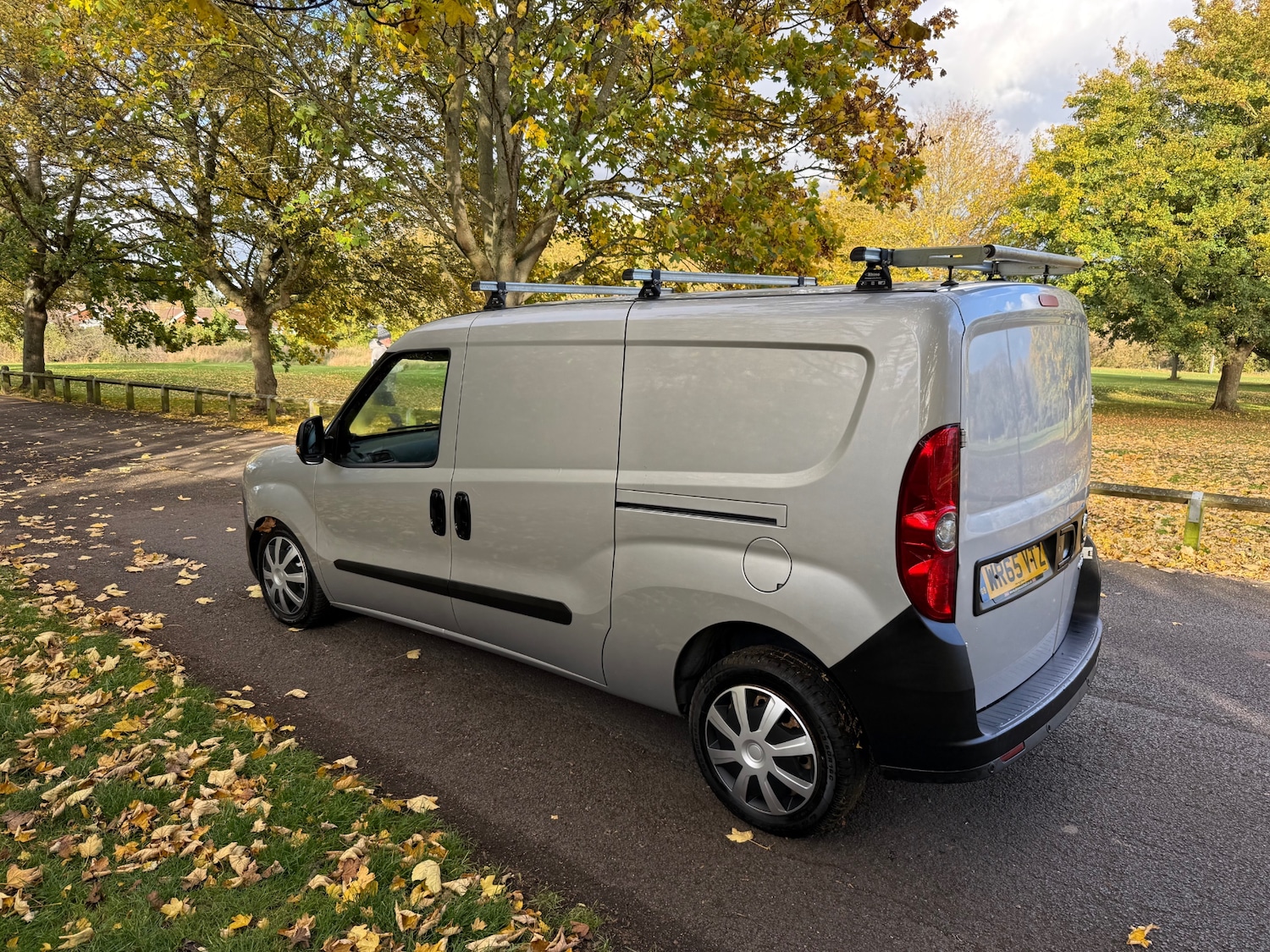 Used Vauxhall Combo 2016 for sale - 76466139: Photo 3
