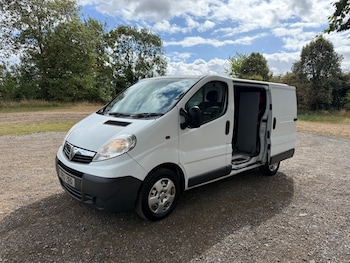 Vauxhall - Vivaro