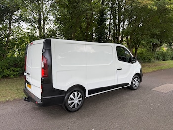 Used Vauxhall Vivaro 2015 for sale - 75550547: Photo
