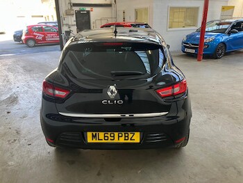 Used Renault Clio 2019 for sale - 77982706: Photo