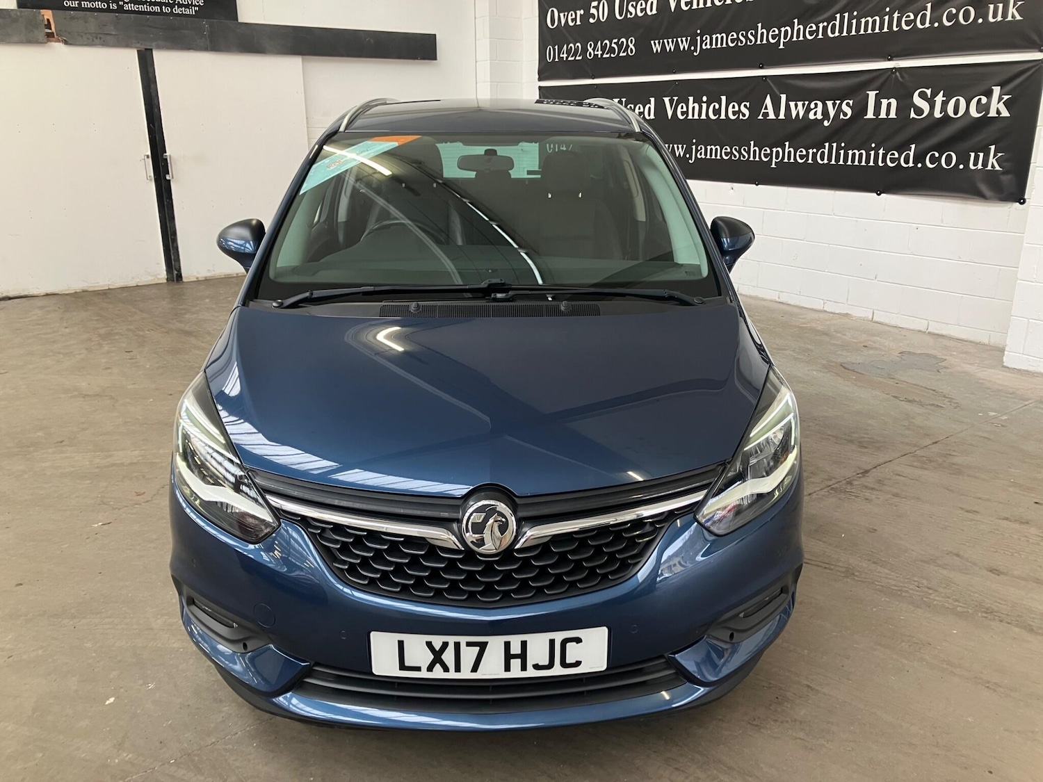 Used Vauxhall Zafira Tourer 2017 for sale - 77670774: Photo 8