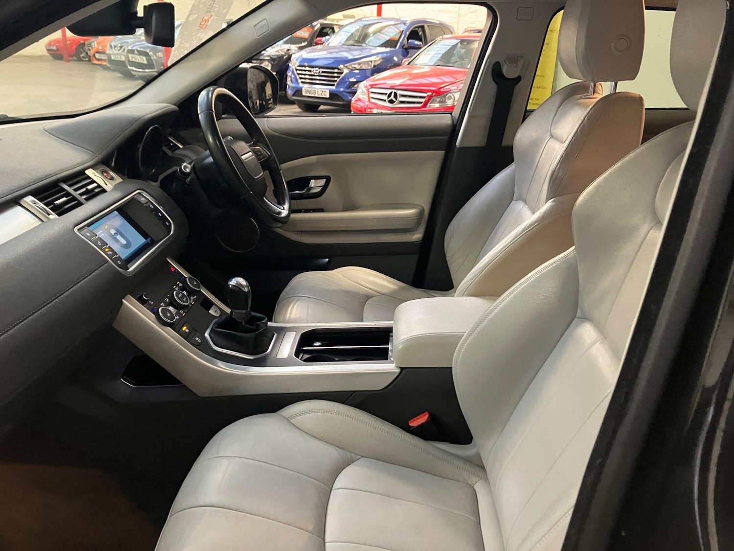 Used Land Rover Range Rover Evoque 2016 for sale - 77305460: Photo 13