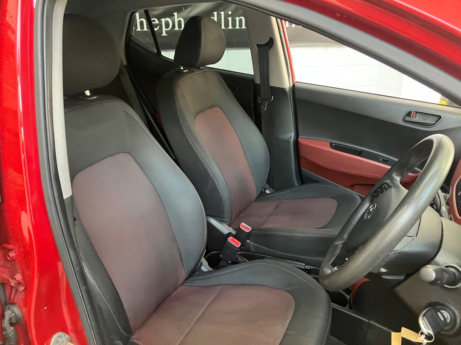 Used Hyundai i10 2017 for sale - 78204606: Photo 15