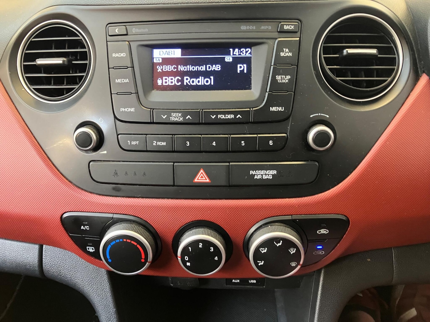 Used Hyundai i10 2017 for sale - 78204606: Photo 20