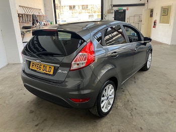 Used Ford Fiesta 2017 for sale - 77774610: Photo