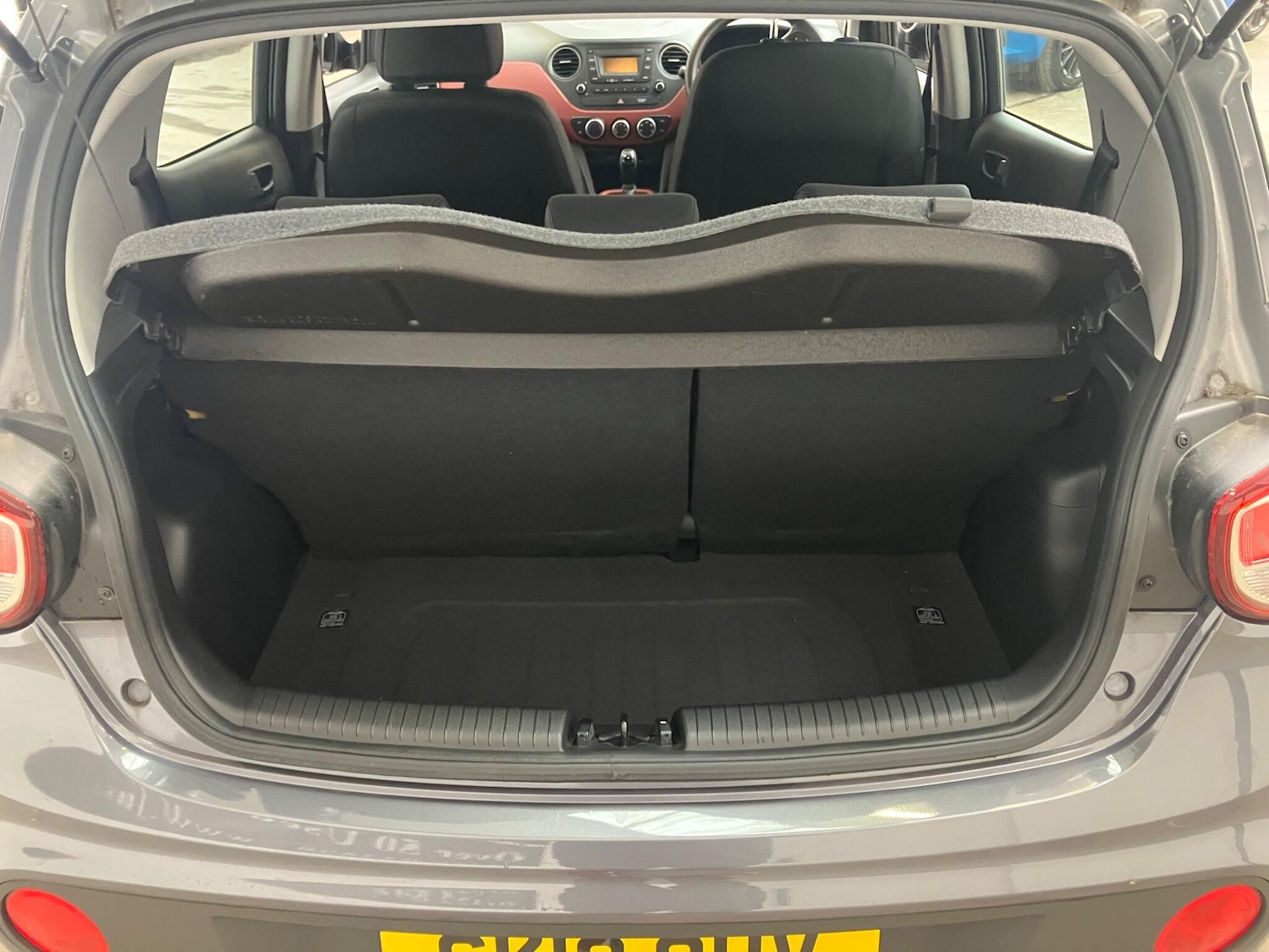 Used Hyundai i10 2018 for sale - 78127571: Photo 10