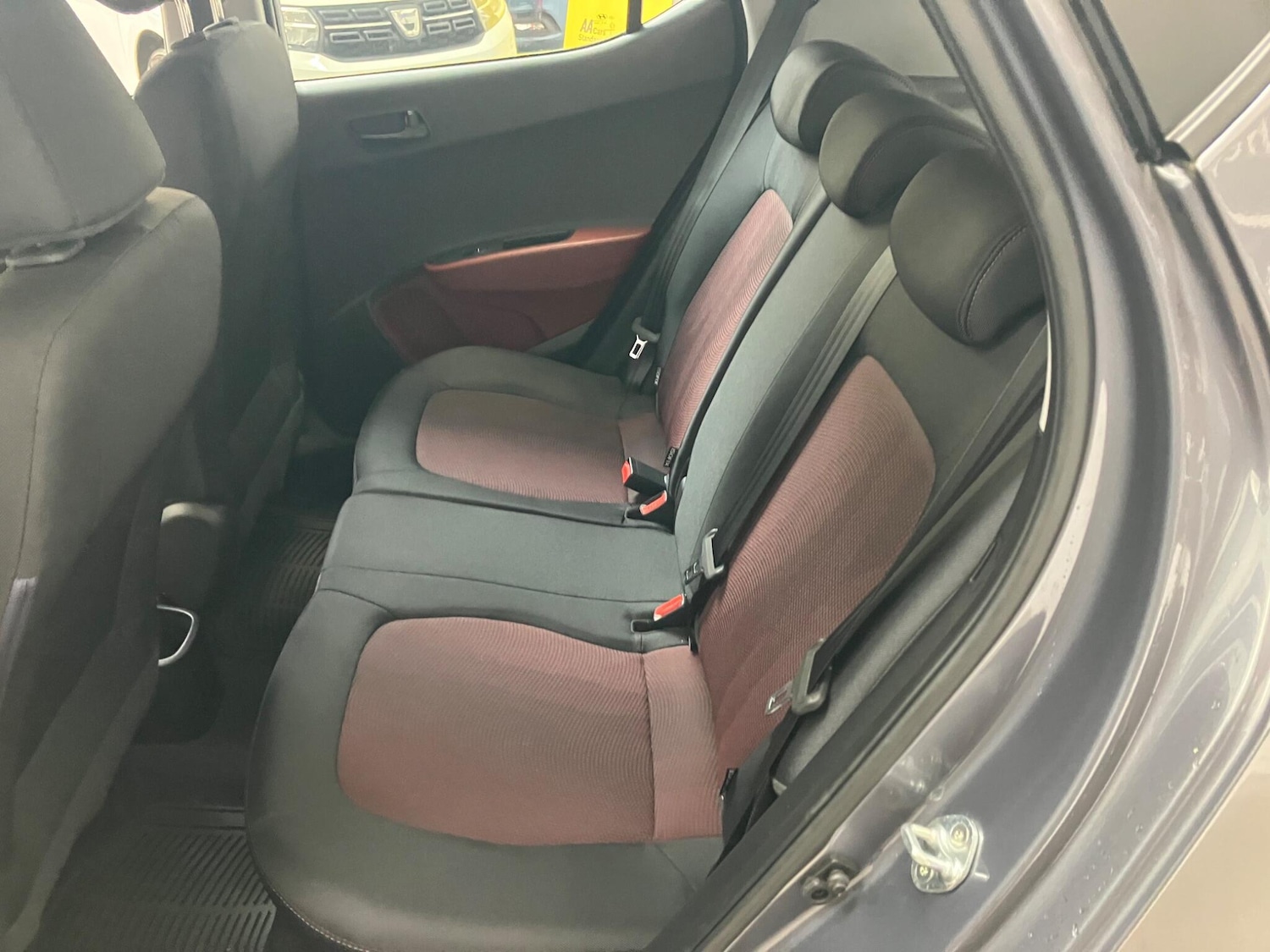 Used Hyundai i10 2018 for sale - 78127571: Photo 12