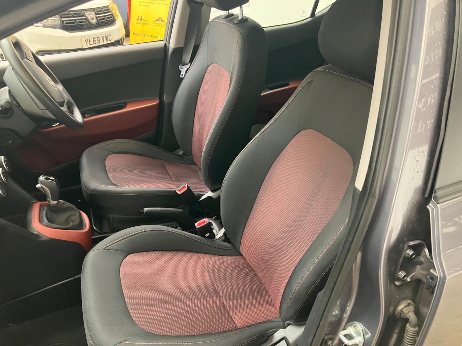 Used Hyundai i10 2018 for sale - 78127571: Photo 13