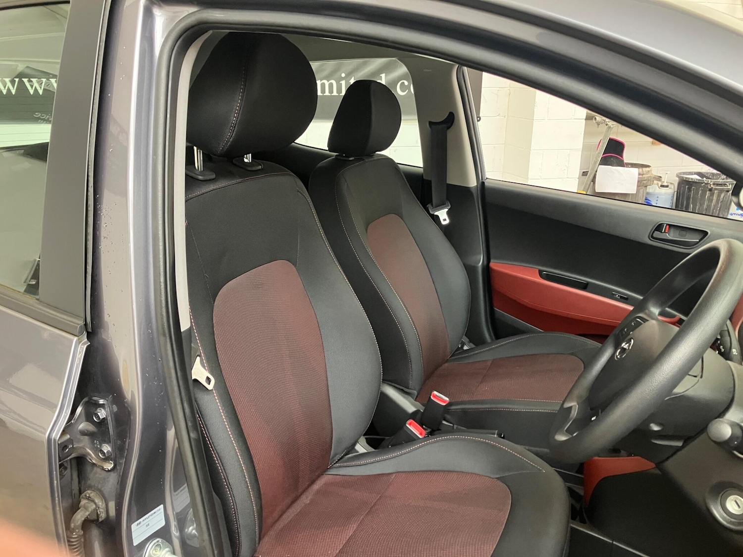 Used Hyundai i10 2018 for sale - 78127571: Photo 16