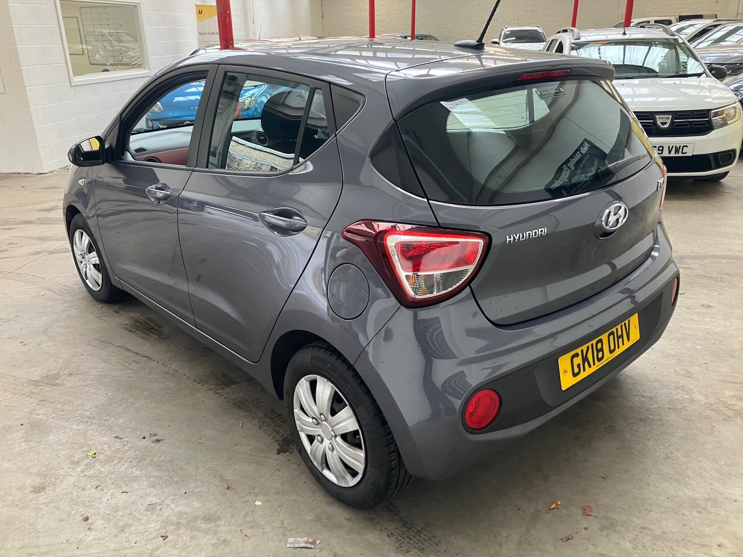 Used Hyundai i10 2018 for sale - 78127571: Photo 5