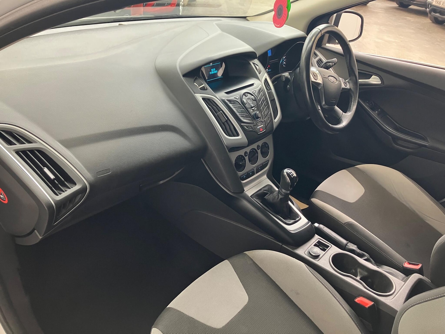 Used Ford Focus 2014 for sale - 77304835: Photo 15