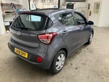 Used Hyundai i10 2018 for sale - 78857959: Photo