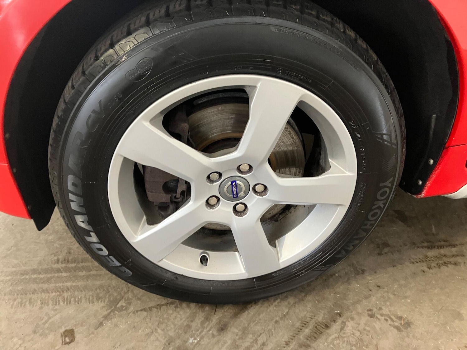 Used Volvo XC60 2011 for sale - 77304873: Photo 10