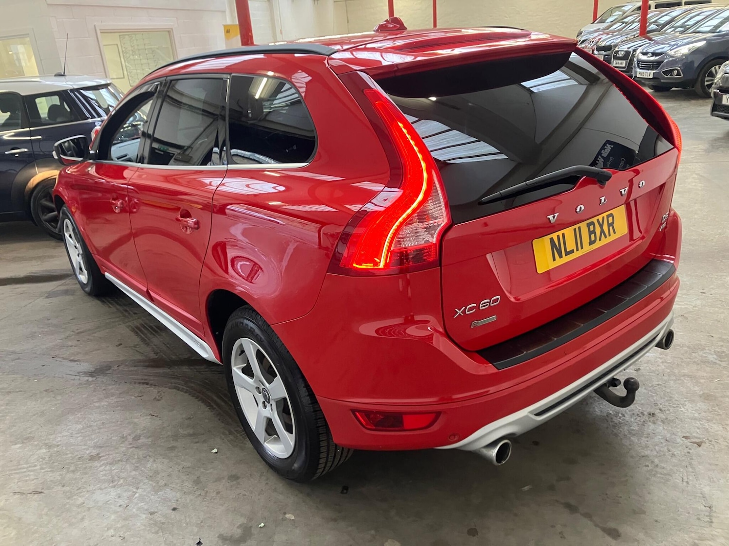 Used Volvo XC60 2011 for sale - 77304873: Photo 6