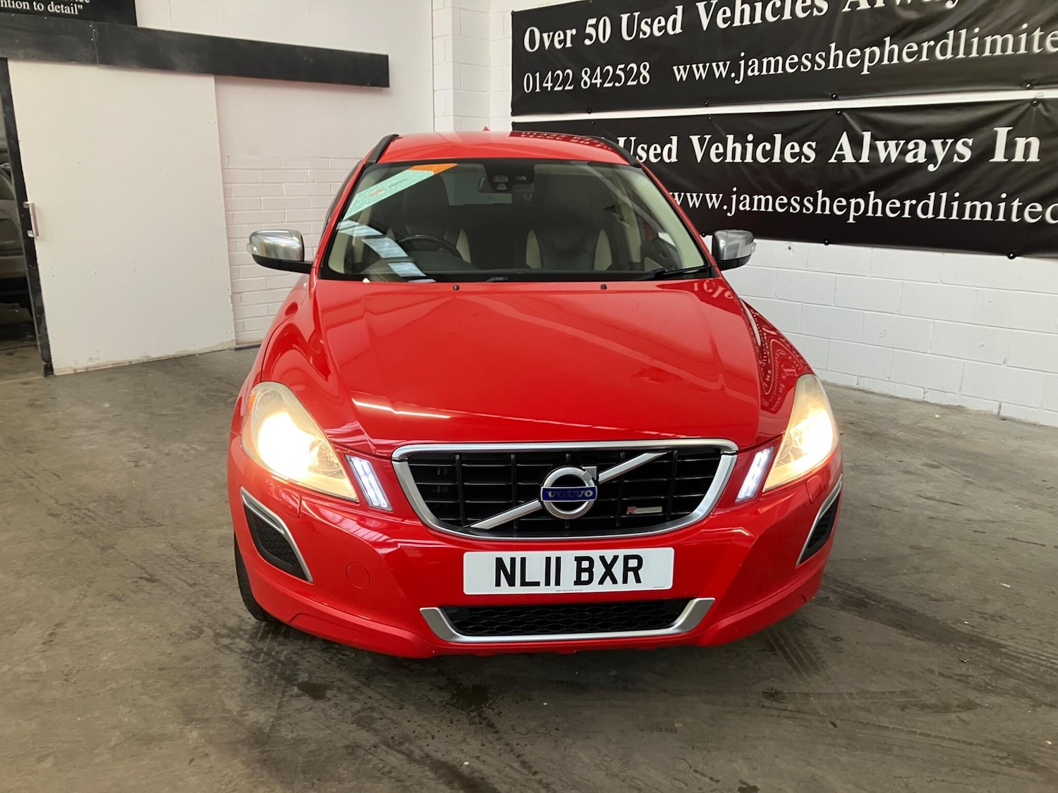 Used Volvo XC60 2011 for sale - 77304873: Photo 9