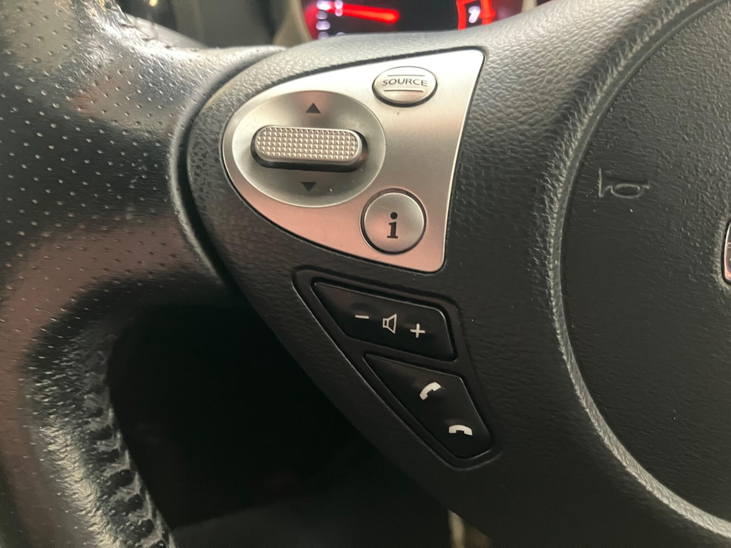 Used Nissan Juke 2016 for sale - 77549301: Photo 23