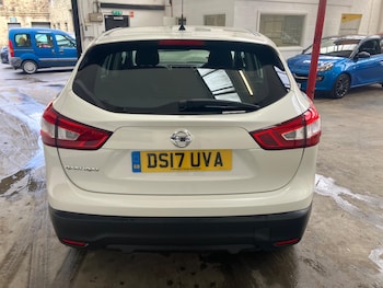 Used Nissan Qashqai 2017 for sale - 78472396: Photo