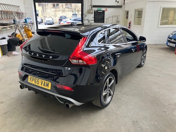 Used Volvo V40 2015 for sale - 78477031: Photo