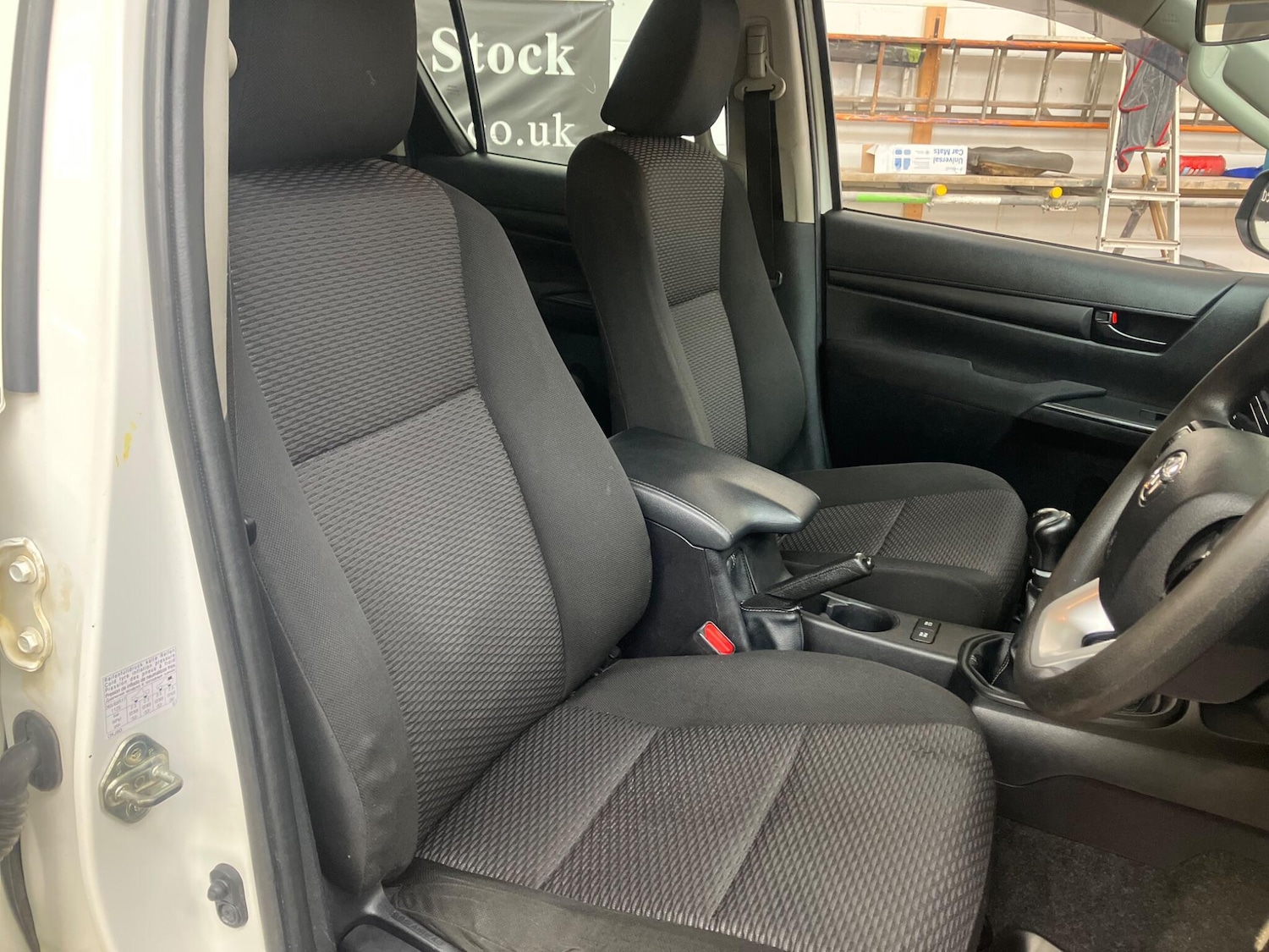 Used Toyota Hilux 2020 for sale - 77925927: Photo 18