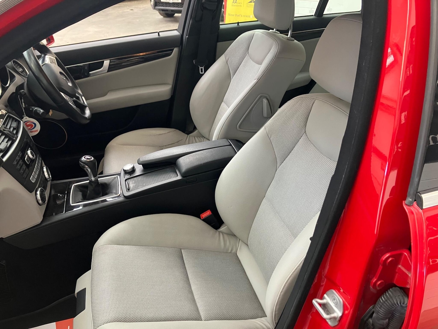 Used Mercedes-Benz C Class 2011 for sale - 77306190: Photo 13