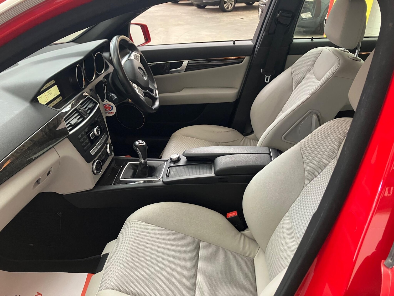 Used Mercedes-Benz C Class 2011 for sale - 77306190: Photo 14